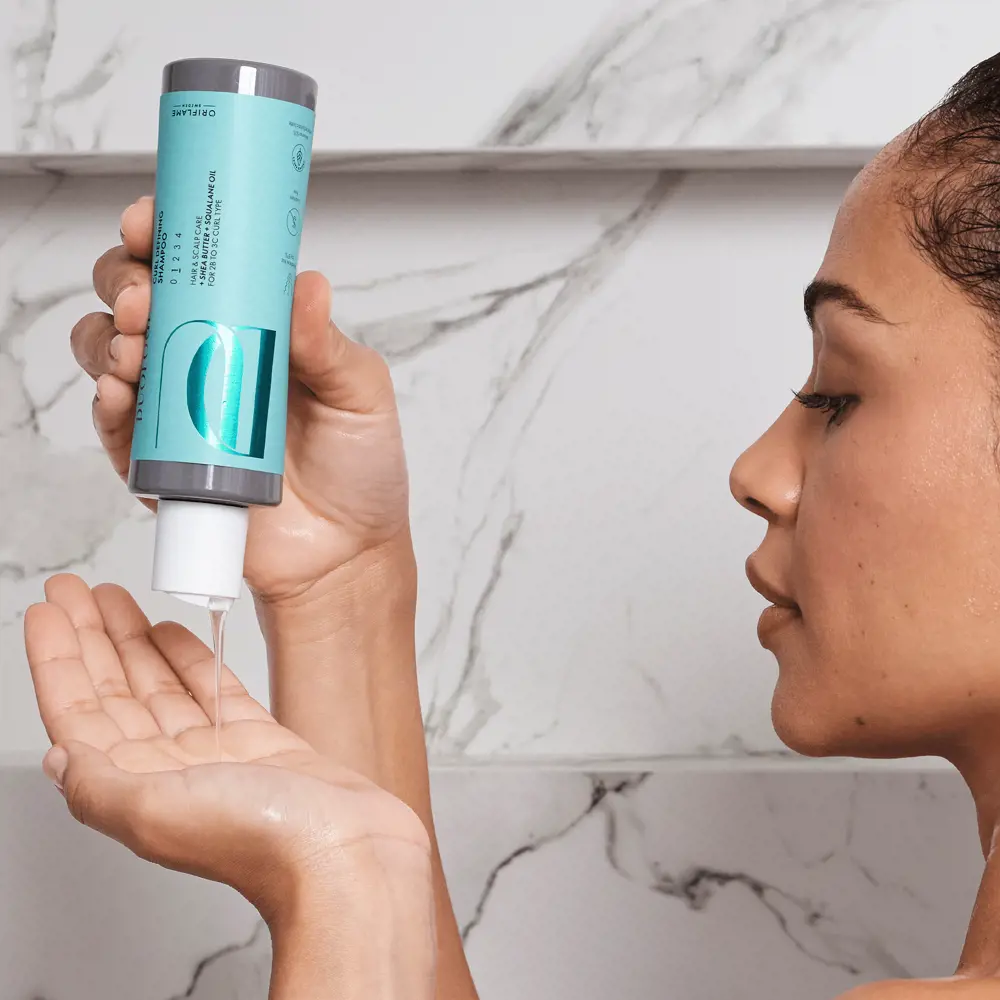 شامپو موهای فر و موج‌دار دولوجی Oriflame DUOLOGI Curl Defining Shampoo